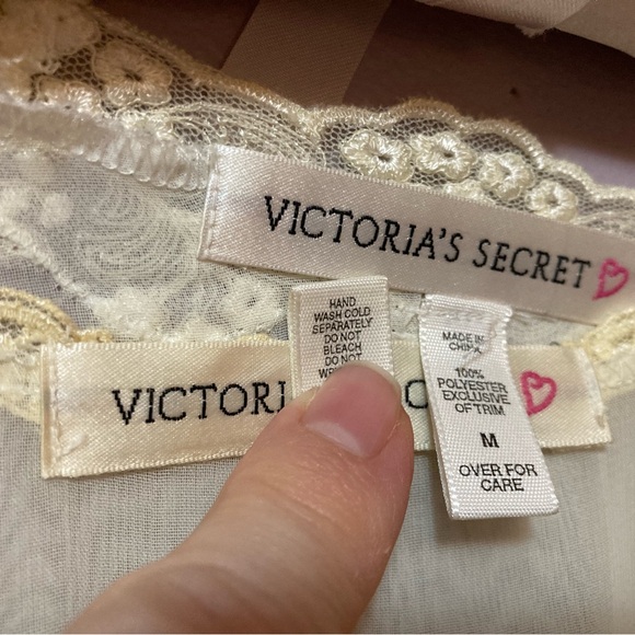 Victoria’s Secret Peignoir Set, Medium, Ivory - Picture 4 of 7